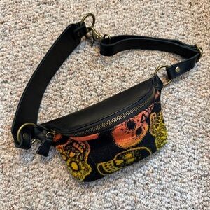 Pendleton skull leather wool waist pack